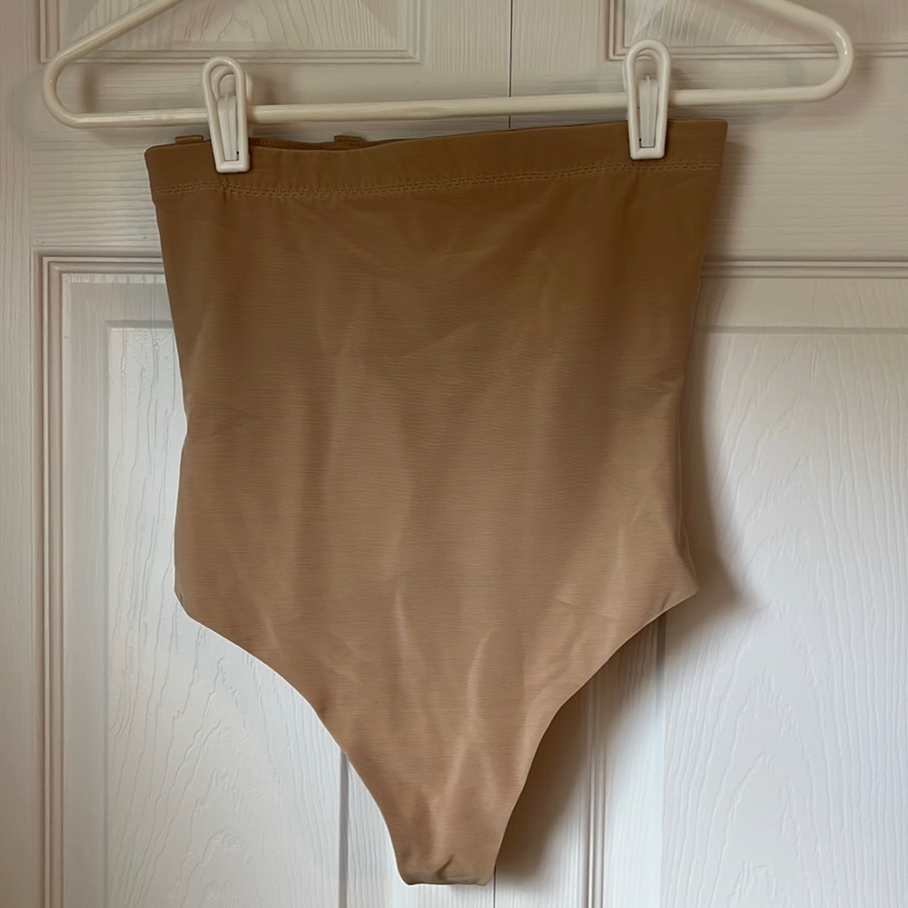 Honeylove SuperPower Thong in Sand